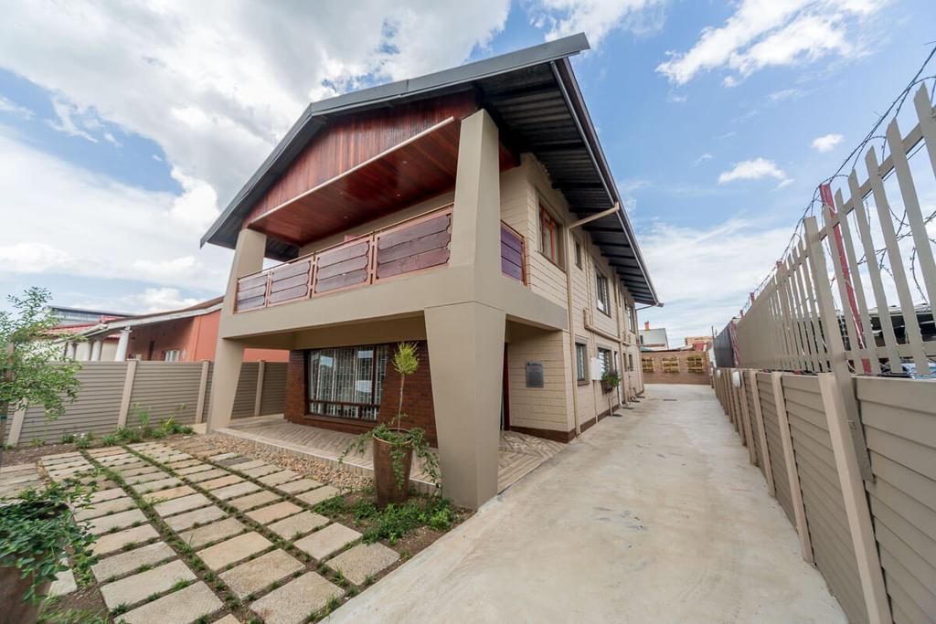 The Musafer Travel Lodge Pietermaritzburg Buitenkant foto