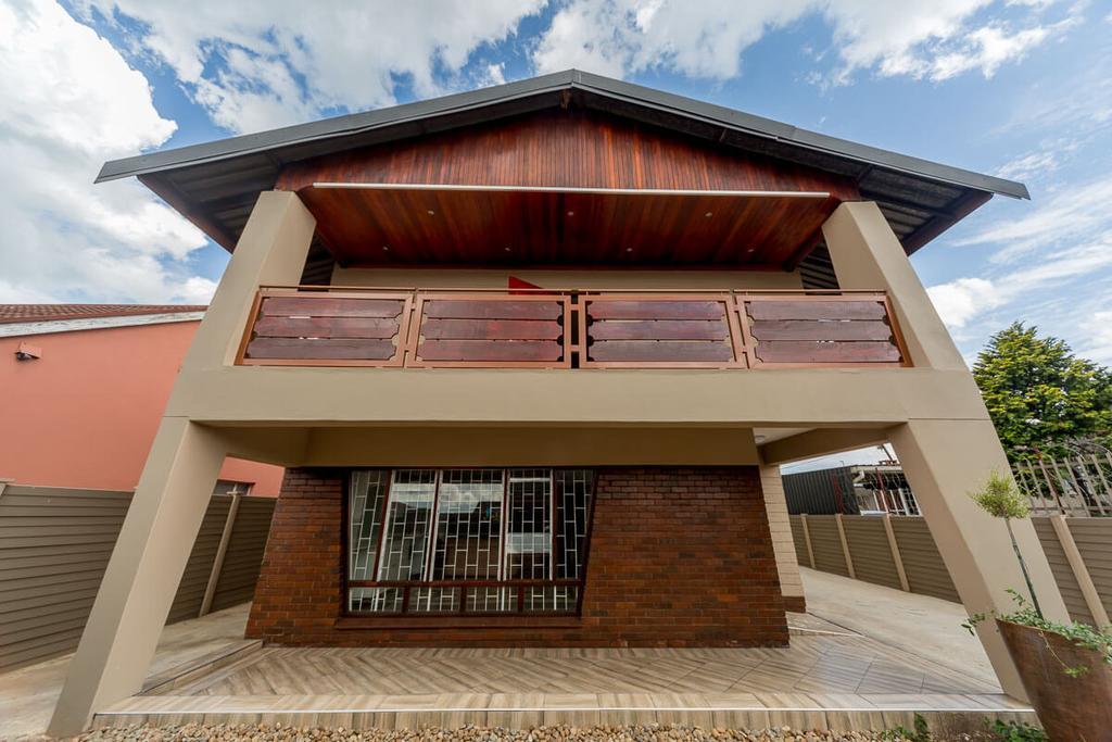 The Musafer Travel Lodge Pietermaritzburg Buitenkant foto